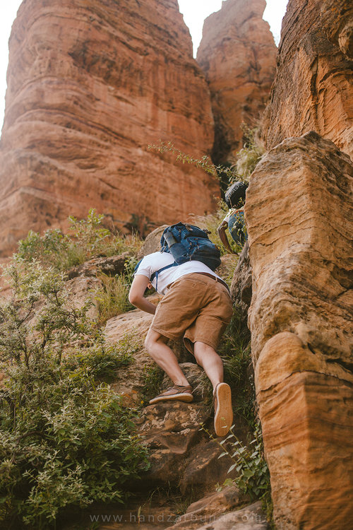 09_ETT_HandZaround_Tours_to_Gheralta_Tigray_Churches_Abuna_Yemata